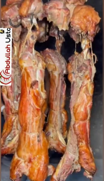 Siirt Büryan Kebabı Nasıl Yapılır Büryan kebabı, Türk mutfağına ait özel bir kebap çeşididir. İşte temel bir büryan kebabı tarifi: