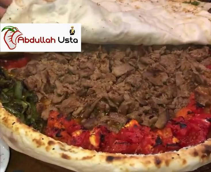 ELİ BÖĞRÜNDE
