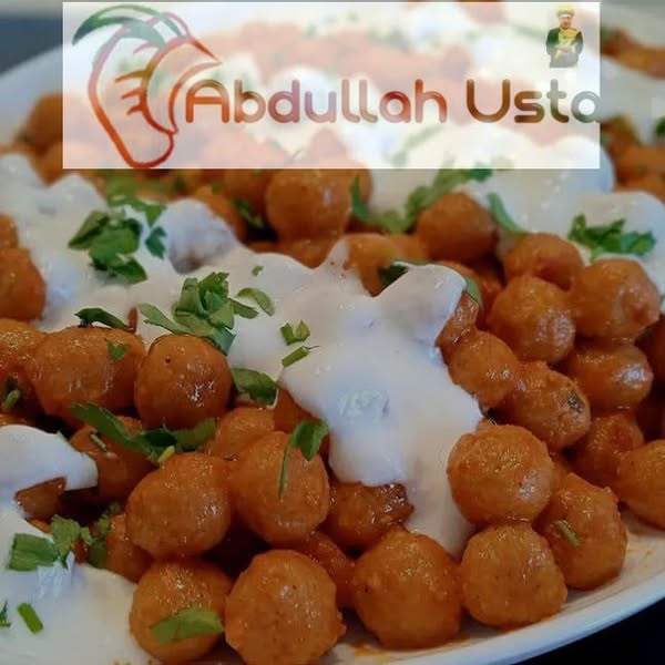 Asla Dağılmayan Soslu Bulgur Köftesi Malzemeler
