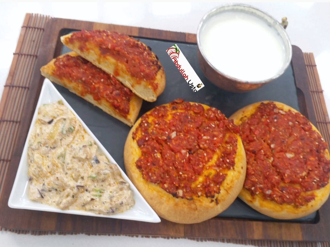 ACILI BİBERLİ MİNİ EKMEK TARİFİ | Şef Abdullah Usta’dan Fırından Sıcak Lezzet