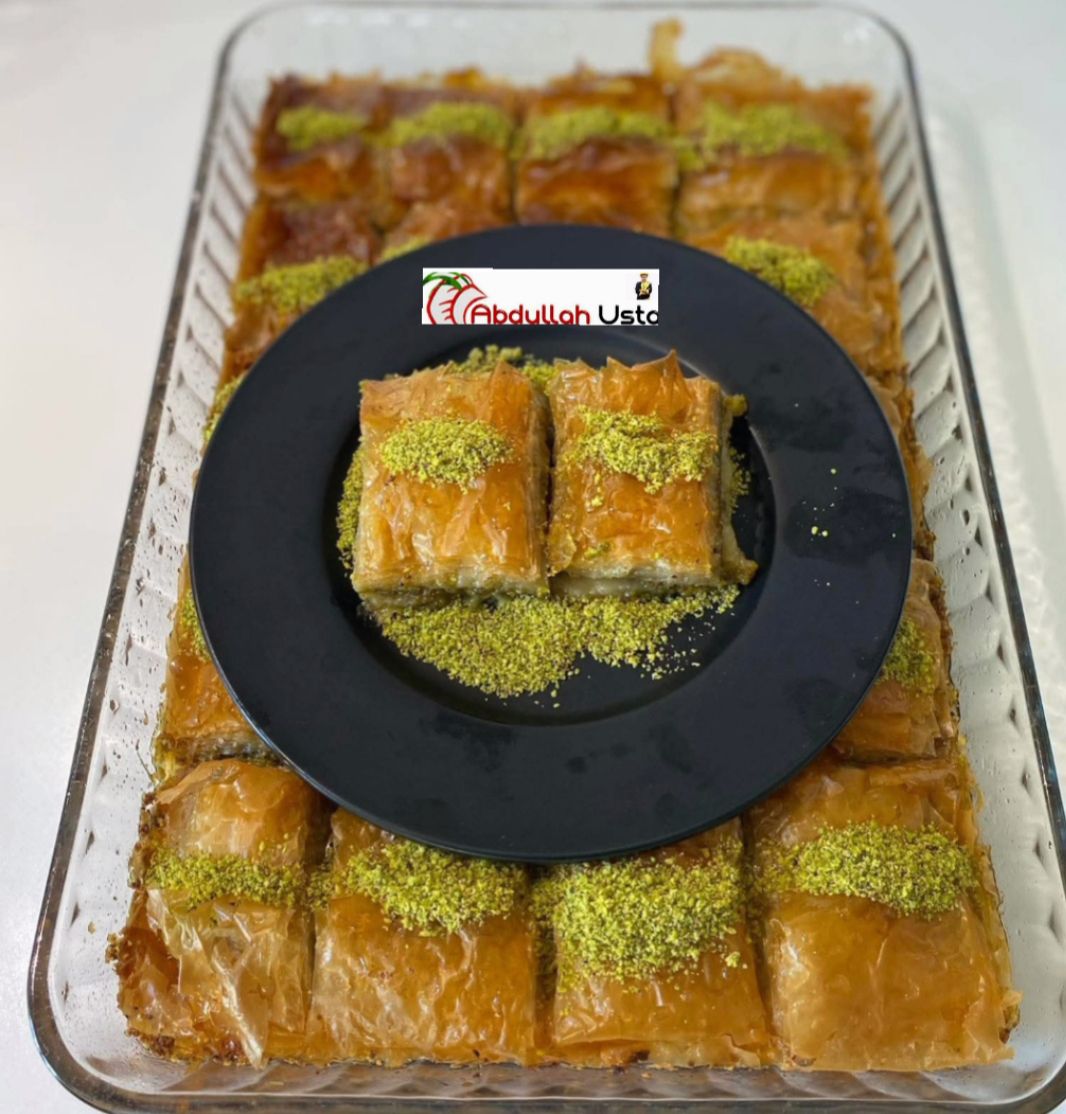 LAZ BÖREĞİ